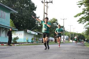 BIB: 671
                            <button type="button" onclick="openModal(5231643)" class="btn btn-primary btn-sm float-right btn-popup" data-toggle="modal" data-target=".modal-high-quality">
                        <i class="fas fa-shopping-cart"></i> Add to Cart
                    </button>
                                            <button type="button" onclick="isThisMe(5231643, true)" class="btn btn-success btn-sm float-right btn-popup btn-isme hidden" data-toggle="tooltip" data-placement="bottom" title="นี่คือรูปของคุณใช่ไหม คลิกที่นี่เพื่อเอาเข้าอัลบั้ม">
                        <i class="fas fa-plus"></i> Add to album
                    </button>
                    <button type="button" onclick="isThisMe(5231643, false)" class="btn btn-warning btn-sm float-right btn-popup btn-isnotme hidden">
                        <i class="fas fa-ban"></i> Remove from album
                    </button>