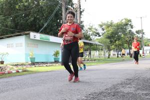 BIB: 0217
                            <button type="button" onclick="openModal(5235639)" class="btn btn-primary btn-sm float-right btn-popup" data-toggle="modal" data-target=".modal-high-quality">
                        <i class="fas fa-shopping-cart"></i> Add to Cart
                    </button>
                                            <button type="button" onclick="isThisMe(5235639, true)" class="btn btn-success btn-sm float-right btn-popup btn-isme hidden" data-toggle="tooltip" data-placement="bottom" title="นี่คือรูปของคุณใช่ไหม คลิกที่นี่เพื่อเอาเข้าอัลบั้ม">
                        <i class="fas fa-plus"></i> Add to album
                    </button>
                    <button type="button" onclick="isThisMe(5235639, false)" class="btn btn-warning btn-sm float-right btn-popup btn-isnotme hidden">
                        <i class="fas fa-ban"></i> Remove from album
                    </button>