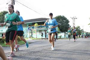 BIB: 523
                            <button type="button" onclick="openModal(5232720)" class="btn btn-primary btn-sm float-right btn-popup" data-toggle="modal" data-target=".modal-high-quality">
                        <i class="fas fa-shopping-cart"></i> Add to Cart
                    </button>
                                            <button type="button" onclick="isThisMe(5232720, true)" class="btn btn-success btn-sm float-right btn-popup btn-isme hidden" data-toggle="tooltip" data-placement="bottom" title="นี่คือรูปของคุณใช่ไหม คลิกที่นี่เพื่อเอาเข้าอัลบั้ม">
                        <i class="fas fa-plus"></i> Add to album
                    </button>
                    <button type="button" onclick="isThisMe(5232720, false)" class="btn btn-warning btn-sm float-right btn-popup btn-isnotme hidden">
                        <i class="fas fa-ban"></i> Remove from album
                    </button>