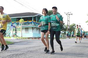 BIB: 
                            <button type="button" onclick="openModal(5233038)" class="btn btn-primary btn-sm float-right btn-popup" data-toggle="modal" data-target=".modal-high-quality">
                        <i class="fas fa-shopping-cart"></i> Add to Cart
                    </button>
                                            <button type="button" onclick="isThisMe(5233038, true)" class="btn btn-success btn-sm float-right btn-popup btn-isme hidden" data-toggle="tooltip" data-placement="bottom" title="นี่คือรูปของคุณใช่ไหม คลิกที่นี่เพื่อเอาเข้าอัลบั้ม">
                        <i class="fas fa-plus"></i> Add to album
                    </button>
                    <button type="button" onclick="isThisMe(5233038, false)" class="btn btn-warning btn-sm float-right btn-popup btn-isnotme hidden">
                        <i class="fas fa-ban"></i> Remove from album
                    </button>