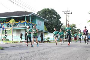 BIB: 
                            <button type="button" onclick="openModal(5232650)" class="btn btn-primary btn-sm float-right btn-popup" data-toggle="modal" data-target=".modal-high-quality">
                        <i class="fas fa-shopping-cart"></i> Add to Cart
                    </button>
                                            <button type="button" onclick="isThisMe(5232650, true)" class="btn btn-success btn-sm float-right btn-popup btn-isme hidden" data-toggle="tooltip" data-placement="bottom" title="นี่คือรูปของคุณใช่ไหม คลิกที่นี่เพื่อเอาเข้าอัลบั้ม">
                        <i class="fas fa-plus"></i> Add to album
                    </button>
                    <button type="button" onclick="isThisMe(5232650, false)" class="btn btn-warning btn-sm float-right btn-popup btn-isnotme hidden">
                        <i class="fas fa-ban"></i> Remove from album
                    </button>