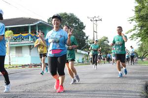 BIB: 076
                            <button type="button" onclick="openModal(5233012)" class="btn btn-primary btn-sm float-right btn-popup" data-toggle="modal" data-target=".modal-high-quality">
                        <i class="fas fa-shopping-cart"></i> Add to Cart
                    </button>
                                            <button type="button" onclick="isThisMe(5233012, true)" class="btn btn-success btn-sm float-right btn-popup btn-isme hidden" data-toggle="tooltip" data-placement="bottom" title="นี่คือรูปของคุณใช่ไหม คลิกที่นี่เพื่อเอาเข้าอัลบั้ม">
                        <i class="fas fa-plus"></i> Add to album
                    </button>
                    <button type="button" onclick="isThisMe(5233012, false)" class="btn btn-warning btn-sm float-right btn-popup btn-isnotme hidden">
                        <i class="fas fa-ban"></i> Remove from album
                    </button>