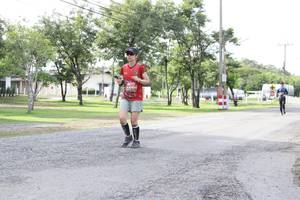 BIB: 163
                            <button type="button" onclick="openModal(5237908)" class="btn btn-primary btn-sm float-right btn-popup" data-toggle="modal" data-target=".modal-high-quality">
                        <i class="fas fa-shopping-cart"></i> Add to Cart
                    </button>
                                            <button type="button" onclick="isThisMe(5237908, true)" class="btn btn-success btn-sm float-right btn-popup btn-isme hidden" data-toggle="tooltip" data-placement="bottom" title="นี่คือรูปของคุณใช่ไหม คลิกที่นี่เพื่อเอาเข้าอัลบั้ม">
                        <i class="fas fa-plus"></i> Add to album
                    </button>
                    <button type="button" onclick="isThisMe(5237908, false)" class="btn btn-warning btn-sm float-right btn-popup btn-isnotme hidden">
                        <i class="fas fa-ban"></i> Remove from album
                    </button>