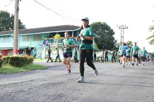 BIB: 
                            <button type="button" onclick="openModal(5232888)" class="btn btn-primary btn-sm float-right btn-popup" data-toggle="modal" data-target=".modal-high-quality">
                        <i class="fas fa-shopping-cart"></i> Add to Cart
                    </button>
                                            <button type="button" onclick="isThisMe(5232888, true)" class="btn btn-success btn-sm float-right btn-popup btn-isme hidden" data-toggle="tooltip" data-placement="bottom" title="นี่คือรูปของคุณใช่ไหม คลิกที่นี่เพื่อเอาเข้าอัลบั้ม">
                        <i class="fas fa-plus"></i> Add to album
                    </button>
                    <button type="button" onclick="isThisMe(5232888, false)" class="btn btn-warning btn-sm float-right btn-popup btn-isnotme hidden">
                        <i class="fas fa-ban"></i> Remove from album
                    </button>