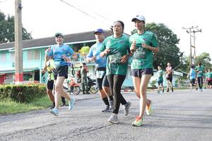 BIB: 
                            <button type="button" onclick="openModal(5233259)" class="btn btn-primary btn-sm float-right btn-popup" data-toggle="modal" data-target=".modal-high-quality">
                        <i class="fas fa-shopping-cart"></i> Add to Cart
                    </button>
                                            <button type="button" onclick="isThisMe(5233259, true)" class="btn btn-success btn-sm float-right btn-popup btn-isme hidden" data-toggle="tooltip" data-placement="bottom" title="นี่คือรูปของคุณใช่ไหม คลิกที่นี่เพื่อเอาเข้าอัลบั้ม">
                        <i class="fas fa-plus"></i> Add to album
                    </button>
                    <button type="button" onclick="isThisMe(5233259, false)" class="btn btn-warning btn-sm float-right btn-popup btn-isnotme hidden">
                        <i class="fas fa-ban"></i> Remove from album
                    </button>