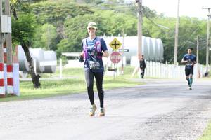 BIB: 071
                            <button type="button" onclick="openModal(5237945)" class="btn btn-primary btn-sm float-right btn-popup" data-toggle="modal" data-target=".modal-high-quality">
                        <i class="fas fa-shopping-cart"></i> Add to Cart
                    </button>
                                            <button type="button" onclick="isThisMe(5237945, true)" class="btn btn-success btn-sm float-right btn-popup btn-isme hidden" data-toggle="tooltip" data-placement="bottom" title="นี่คือรูปของคุณใช่ไหม คลิกที่นี่เพื่อเอาเข้าอัลบั้ม">
                        <i class="fas fa-plus"></i> Add to album
                    </button>
                    <button type="button" onclick="isThisMe(5237945, false)" class="btn btn-warning btn-sm float-right btn-popup btn-isnotme hidden">
                        <i class="fas fa-ban"></i> Remove from album
                    </button>