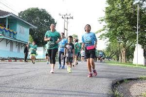 BIB: 2091
                            <button type="button" onclick="openModal(5232937)" class="btn btn-primary btn-sm float-right btn-popup" data-toggle="modal" data-target=".modal-high-quality">
                        <i class="fas fa-shopping-cart"></i> Add to Cart
                    </button>
                                            <button type="button" onclick="isThisMe(5232937, true)" class="btn btn-success btn-sm float-right btn-popup btn-isme hidden" data-toggle="tooltip" data-placement="bottom" title="นี่คือรูปของคุณใช่ไหม คลิกที่นี่เพื่อเอาเข้าอัลบั้ม">
                        <i class="fas fa-plus"></i> Add to album
                    </button>
                    <button type="button" onclick="isThisMe(5232937, false)" class="btn btn-warning btn-sm float-right btn-popup btn-isnotme hidden">
                        <i class="fas fa-ban"></i> Remove from album
                    </button>