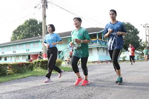 BIB: 
                            <button type="button" onclick="openModal(5233234)" class="btn btn-primary btn-sm float-right btn-popup" data-toggle="modal" data-target=".modal-high-quality">
                        <i class="fas fa-shopping-cart"></i> Add to Cart
                    </button>
                                            <button type="button" onclick="isThisMe(5233234, true)" class="btn btn-success btn-sm float-right btn-popup btn-isme hidden" data-toggle="tooltip" data-placement="bottom" title="นี่คือรูปของคุณใช่ไหม คลิกที่นี่เพื่อเอาเข้าอัลบั้ม">
                        <i class="fas fa-plus"></i> Add to album
                    </button>
                    <button type="button" onclick="isThisMe(5233234, false)" class="btn btn-warning btn-sm float-right btn-popup btn-isnotme hidden">
                        <i class="fas fa-ban"></i> Remove from album
                    </button>