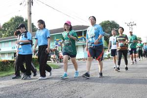 BIB: 
                            <button type="button" onclick="openModal(5233171)" class="btn btn-primary btn-sm float-right btn-popup" data-toggle="modal" data-target=".modal-high-quality">
                        <i class="fas fa-shopping-cart"></i> Add to Cart
                    </button>
                                            <button type="button" onclick="isThisMe(5233171, true)" class="btn btn-success btn-sm float-right btn-popup btn-isme hidden" data-toggle="tooltip" data-placement="bottom" title="นี่คือรูปของคุณใช่ไหม คลิกที่นี่เพื่อเอาเข้าอัลบั้ม">
                        <i class="fas fa-plus"></i> Add to album
                    </button>
                    <button type="button" onclick="isThisMe(5233171, false)" class="btn btn-warning btn-sm float-right btn-popup btn-isnotme hidden">
                        <i class="fas fa-ban"></i> Remove from album
                    </button>