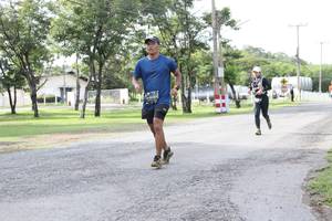 BIB: 037
                            <button type="button" onclick="openModal(5237644)" class="btn btn-primary btn-sm float-right btn-popup" data-toggle="modal" data-target=".modal-high-quality">
                        <i class="fas fa-shopping-cart"></i> Add to Cart
                    </button>
                                            <button type="button" onclick="isThisMe(5237644, true)" class="btn btn-success btn-sm float-right btn-popup btn-isme hidden" data-toggle="tooltip" data-placement="bottom" title="นี่คือรูปของคุณใช่ไหม คลิกที่นี่เพื่อเอาเข้าอัลบั้ม">
                        <i class="fas fa-plus"></i> Add to album
                    </button>
                    <button type="button" onclick="isThisMe(5237644, false)" class="btn btn-warning btn-sm float-right btn-popup btn-isnotme hidden">
                        <i class="fas fa-ban"></i> Remove from album
                    </button>