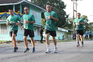 BIB: 130
                            <button type="button" onclick="openModal(5232056)" class="btn btn-primary btn-sm float-right btn-popup" data-toggle="modal" data-target=".modal-high-quality">
                        <i class="fas fa-shopping-cart"></i> Add to Cart
                    </button>
                                            <button type="button" onclick="isThisMe(5232056, true)" class="btn btn-success btn-sm float-right btn-popup btn-isme hidden" data-toggle="tooltip" data-placement="bottom" title="นี่คือรูปของคุณใช่ไหม คลิกที่นี่เพื่อเอาเข้าอัลบั้ม">
                        <i class="fas fa-plus"></i> Add to album
                    </button>
                    <button type="button" onclick="isThisMe(5232056, false)" class="btn btn-warning btn-sm float-right btn-popup btn-isnotme hidden">
                        <i class="fas fa-ban"></i> Remove from album
                    </button>