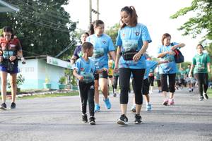 BIB: 085
                            <button type="button" onclick="openModal(5233297)" class="btn btn-primary btn-sm float-right btn-popup" data-toggle="modal" data-target=".modal-high-quality">
                        <i class="fas fa-shopping-cart"></i> Add to Cart
                    </button>
                                            <button type="button" onclick="isThisMe(5233297, true)" class="btn btn-success btn-sm float-right btn-popup btn-isme hidden" data-toggle="tooltip" data-placement="bottom" title="นี่คือรูปของคุณใช่ไหม คลิกที่นี่เพื่อเอาเข้าอัลบั้ม">
                        <i class="fas fa-plus"></i> Add to album
                    </button>
                    <button type="button" onclick="isThisMe(5233297, false)" class="btn btn-warning btn-sm float-right btn-popup btn-isnotme hidden">
                        <i class="fas fa-ban"></i> Remove from album
                    </button>