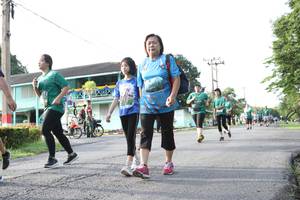 BIB: 
                            <button type="button" onclick="openModal(5233304)" class="btn btn-primary btn-sm float-right btn-popup" data-toggle="modal" data-target=".modal-high-quality">
                        <i class="fas fa-shopping-cart"></i> Add to Cart
                    </button>
                                            <button type="button" onclick="isThisMe(5233304, true)" class="btn btn-success btn-sm float-right btn-popup btn-isme hidden" data-toggle="tooltip" data-placement="bottom" title="นี่คือรูปของคุณใช่ไหม คลิกที่นี่เพื่อเอาเข้าอัลบั้ม">
                        <i class="fas fa-plus"></i> Add to album
                    </button>
                    <button type="button" onclick="isThisMe(5233304, false)" class="btn btn-warning btn-sm float-right btn-popup btn-isnotme hidden">
                        <i class="fas fa-ban"></i> Remove from album
                    </button>