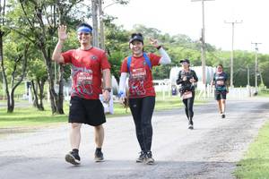 BIB: 0248, 0252
                            <button type="button" onclick="openModal(5237840)" class="btn btn-primary btn-sm float-right btn-popup" data-toggle="modal" data-target=".modal-high-quality">
                        <i class="fas fa-shopping-cart"></i> Add to Cart
                    </button>
                                            <button type="button" onclick="isThisMe(5237840, true)" class="btn btn-success btn-sm float-right btn-popup btn-isme hidden" data-toggle="tooltip" data-placement="bottom" title="นี่คือรูปของคุณใช่ไหม คลิกที่นี่เพื่อเอาเข้าอัลบั้ม">
                        <i class="fas fa-plus"></i> Add to album
                    </button>
                    <button type="button" onclick="isThisMe(5237840, false)" class="btn btn-warning btn-sm float-right btn-popup btn-isnotme hidden">
                        <i class="fas fa-ban"></i> Remove from album
                    </button>