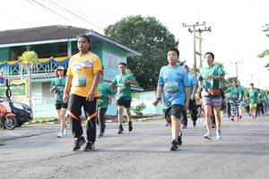 BIB: 
                            <button type="button" onclick="openModal(5233188)" class="btn btn-primary btn-sm float-right btn-popup" data-toggle="modal" data-target=".modal-high-quality">
                        <i class="fas fa-shopping-cart"></i> Add to Cart
                    </button>
                                            <button type="button" onclick="isThisMe(5233188, true)" class="btn btn-success btn-sm float-right btn-popup btn-isme hidden" data-toggle="tooltip" data-placement="bottom" title="นี่คือรูปของคุณใช่ไหม คลิกที่นี่เพื่อเอาเข้าอัลบั้ม">
                        <i class="fas fa-plus"></i> Add to album
                    </button>
                    <button type="button" onclick="isThisMe(5233188, false)" class="btn btn-warning btn-sm float-right btn-popup btn-isnotme hidden">
                        <i class="fas fa-ban"></i> Remove from album
                    </button>