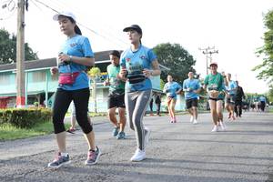 BIB: 4011
                            <button type="button" onclick="openModal(5232902)" class="btn btn-primary btn-sm float-right btn-popup" data-toggle="modal" data-target=".modal-high-quality">
                        <i class="fas fa-shopping-cart"></i> Add to Cart
                    </button>
                                            <button type="button" onclick="isThisMe(5232902, true)" class="btn btn-success btn-sm float-right btn-popup btn-isme hidden" data-toggle="tooltip" data-placement="bottom" title="นี่คือรูปของคุณใช่ไหม คลิกที่นี่เพื่อเอาเข้าอัลบั้ม">
                        <i class="fas fa-plus"></i> Add to album
                    </button>
                    <button type="button" onclick="isThisMe(5232902, false)" class="btn btn-warning btn-sm float-right btn-popup btn-isnotme hidden">
                        <i class="fas fa-ban"></i> Remove from album
                    </button>