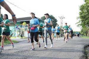 BIB: 158
                            <button type="button" onclick="openModal(5232900)" class="btn btn-primary btn-sm float-right btn-popup" data-toggle="modal" data-target=".modal-high-quality">
                        <i class="fas fa-shopping-cart"></i> Add to Cart
                    </button>
                                            <button type="button" onclick="isThisMe(5232900, true)" class="btn btn-success btn-sm float-right btn-popup btn-isme hidden" data-toggle="tooltip" data-placement="bottom" title="นี่คือรูปของคุณใช่ไหม คลิกที่นี่เพื่อเอาเข้าอัลบั้ม">
                        <i class="fas fa-plus"></i> Add to album
                    </button>
                    <button type="button" onclick="isThisMe(5232900, false)" class="btn btn-warning btn-sm float-right btn-popup btn-isnotme hidden">
                        <i class="fas fa-ban"></i> Remove from album
                    </button>