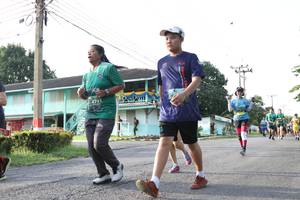 BIB: 
                            <button type="button" onclick="openModal(5232496)" class="btn btn-primary btn-sm float-right btn-popup" data-toggle="modal" data-target=".modal-high-quality">
                        <i class="fas fa-shopping-cart"></i> Add to Cart
                    </button>
                                            <button type="button" onclick="isThisMe(5232496, true)" class="btn btn-success btn-sm float-right btn-popup btn-isme hidden" data-toggle="tooltip" data-placement="bottom" title="นี่คือรูปของคุณใช่ไหม คลิกที่นี่เพื่อเอาเข้าอัลบั้ม">
                        <i class="fas fa-plus"></i> Add to album
                    </button>
                    <button type="button" onclick="isThisMe(5232496, false)" class="btn btn-warning btn-sm float-right btn-popup btn-isnotme hidden">
                        <i class="fas fa-ban"></i> Remove from album
                    </button>