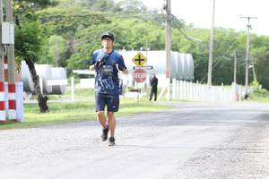 BIB: 637
                            <button type="button" onclick="openModal(5238351)" class="btn btn-primary btn-sm float-right btn-popup" data-toggle="modal" data-target=".modal-high-quality">
                        <i class="fas fa-shopping-cart"></i> Add to Cart
                    </button>
                                            <button type="button" onclick="isThisMe(5238351, true)" class="btn btn-success btn-sm float-right btn-popup btn-isme hidden" data-toggle="tooltip" data-placement="bottom" title="นี่คือรูปของคุณใช่ไหม คลิกที่นี่เพื่อเอาเข้าอัลบั้ม">
                        <i class="fas fa-plus"></i> Add to album
                    </button>
                    <button type="button" onclick="isThisMe(5238351, false)" class="btn btn-warning btn-sm float-right btn-popup btn-isnotme hidden">
                        <i class="fas fa-ban"></i> Remove from album
                    </button>