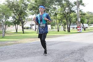 BIB: 0268
                            <button type="button" onclick="openModal(5237686)" class="btn btn-primary btn-sm float-right btn-popup" data-toggle="modal" data-target=".modal-high-quality">
                        <i class="fas fa-shopping-cart"></i> Add to Cart
                    </button>
                                            <button type="button" onclick="isThisMe(5237686, true)" class="btn btn-success btn-sm float-right btn-popup btn-isme hidden" data-toggle="tooltip" data-placement="bottom" title="นี่คือรูปของคุณใช่ไหม คลิกที่นี่เพื่อเอาเข้าอัลบั้ม">
                        <i class="fas fa-plus"></i> Add to album
                    </button>
                    <button type="button" onclick="isThisMe(5237686, false)" class="btn btn-warning btn-sm float-right btn-popup btn-isnotme hidden">
                        <i class="fas fa-ban"></i> Remove from album
                    </button>