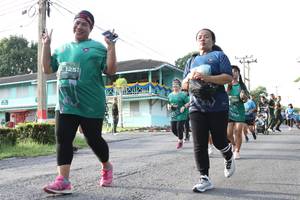 BIB: 125
                            <button type="button" onclick="openModal(5233056)" class="btn btn-primary btn-sm float-right btn-popup" data-toggle="modal" data-target=".modal-high-quality">
                        <i class="fas fa-shopping-cart"></i> Add to Cart
                    </button>
                                            <button type="button" onclick="isThisMe(5233056, true)" class="btn btn-success btn-sm float-right btn-popup btn-isme hidden" data-toggle="tooltip" data-placement="bottom" title="นี่คือรูปของคุณใช่ไหม คลิกที่นี่เพื่อเอาเข้าอัลบั้ม">
                        <i class="fas fa-plus"></i> Add to album
                    </button>
                    <button type="button" onclick="isThisMe(5233056, false)" class="btn btn-warning btn-sm float-right btn-popup btn-isnotme hidden">
                        <i class="fas fa-ban"></i> Remove from album
                    </button>