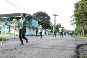 BIB: 185
                            <button type="button" onclick="openModal(5232447)" class="btn btn-primary btn-sm float-right btn-popup" data-toggle="modal" data-target=".modal-high-quality">
                        <i class="fas fa-shopping-cart"></i> Add to Cart
                    </button>
                                            <button type="button" onclick="isThisMe(5232447, true)" class="btn btn-success btn-sm float-right btn-popup btn-isme hidden" data-toggle="tooltip" data-placement="bottom" title="นี่คือรูปของคุณใช่ไหม คลิกที่นี่เพื่อเอาเข้าอัลบั้ม">
                        <i class="fas fa-plus"></i> Add to album
                    </button>
                    <button type="button" onclick="isThisMe(5232447, false)" class="btn btn-warning btn-sm float-right btn-popup btn-isnotme hidden">
                        <i class="fas fa-ban"></i> Remove from album
                    </button>