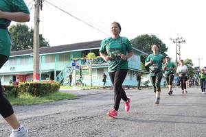 BIB: 719
                            <button type="button" onclick="openModal(5232533)" class="btn btn-primary btn-sm float-right btn-popup" data-toggle="modal" data-target=".modal-high-quality">
                        <i class="fas fa-shopping-cart"></i> Add to Cart
                    </button>
                                            <button type="button" onclick="isThisMe(5232533, true)" class="btn btn-success btn-sm float-right btn-popup btn-isme hidden" data-toggle="tooltip" data-placement="bottom" title="นี่คือรูปของคุณใช่ไหม คลิกที่นี่เพื่อเอาเข้าอัลบั้ม">
                        <i class="fas fa-plus"></i> Add to album
                    </button>
                    <button type="button" onclick="isThisMe(5232533, false)" class="btn btn-warning btn-sm float-right btn-popup btn-isnotme hidden">
                        <i class="fas fa-ban"></i> Remove from album
                    </button>