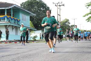 BIB: 522
                            <button type="button" onclick="openModal(5232769)" class="btn btn-primary btn-sm float-right btn-popup" data-toggle="modal" data-target=".modal-high-quality">
                        <i class="fas fa-shopping-cart"></i> Add to Cart
                    </button>
                                            <button type="button" onclick="isThisMe(5232769, true)" class="btn btn-success btn-sm float-right btn-popup btn-isme hidden" data-toggle="tooltip" data-placement="bottom" title="นี่คือรูปของคุณใช่ไหม คลิกที่นี่เพื่อเอาเข้าอัลบั้ม">
                        <i class="fas fa-plus"></i> Add to album
                    </button>
                    <button type="button" onclick="isThisMe(5232769, false)" class="btn btn-warning btn-sm float-right btn-popup btn-isnotme hidden">
                        <i class="fas fa-ban"></i> Remove from album
                    </button>