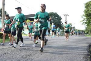 BIB: 066
                            <button type="button" onclick="openModal(5232576)" class="btn btn-primary btn-sm float-right btn-popup" data-toggle="modal" data-target=".modal-high-quality">
                        <i class="fas fa-shopping-cart"></i> Add to Cart
                    </button>
                                            <button type="button" onclick="isThisMe(5232576, true)" class="btn btn-success btn-sm float-right btn-popup btn-isme hidden" data-toggle="tooltip" data-placement="bottom" title="นี่คือรูปของคุณใช่ไหม คลิกที่นี่เพื่อเอาเข้าอัลบั้ม">
                        <i class="fas fa-plus"></i> Add to album
                    </button>
                    <button type="button" onclick="isThisMe(5232576, false)" class="btn btn-warning btn-sm float-right btn-popup btn-isnotme hidden">
                        <i class="fas fa-ban"></i> Remove from album
                    </button>