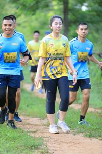 BIB: 0082, 1361, 1319
                            <button type="button" onclick="openModal(5072794)" class="btn btn-primary btn-sm float-right btn-popup" data-toggle="modal" data-target=".modal-high-quality">
                        <i class="fas fa-shopping-cart"></i> Add to Cart
                    </button>
                                            <button type="button" onclick="isThisMe(5072794, true)" class="btn btn-success btn-sm float-right btn-popup btn-isme hidden" data-toggle="tooltip" data-placement="bottom" title="นี่คือรูปของคุณใช่ไหม คลิกที่นี่เพื่อเอาเข้าอัลบั้ม">
                        <i class="fas fa-plus"></i> Add to album
                    </button>
                    <button type="button" onclick="isThisMe(5072794, false)" class="btn btn-warning btn-sm float-right btn-popup btn-isnotme hidden">
                        <i class="fas fa-ban"></i> Remove from album
                    </button>