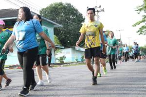 BIB: 813, 401
                            <button type="button" onclick="openModal(5233226)" class="btn btn-primary btn-sm float-right btn-popup" data-toggle="modal" data-target=".modal-high-quality">
                        <i class="fas fa-shopping-cart"></i> Add to Cart
                    </button>
                                            <button type="button" onclick="isThisMe(5233226, true)" class="btn btn-success btn-sm float-right btn-popup btn-isme hidden" data-toggle="tooltip" data-placement="bottom" title="นี่คือรูปของคุณใช่ไหม คลิกที่นี่เพื่อเอาเข้าอัลบั้ม">
                        <i class="fas fa-plus"></i> Add to album
                    </button>
                    <button type="button" onclick="isThisMe(5233226, false)" class="btn btn-warning btn-sm float-right btn-popup btn-isnotme hidden">
                        <i class="fas fa-ban"></i> Remove from album
                    </button>