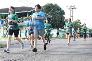 BIB: 
                            <button type="button" onclick="openModal(5232812)" class="btn btn-primary btn-sm float-right btn-popup" data-toggle="modal" data-target=".modal-high-quality">
                        <i class="fas fa-shopping-cart"></i> Add to Cart
                    </button>
                                            <button type="button" onclick="isThisMe(5232812, true)" class="btn btn-success btn-sm float-right btn-popup btn-isme hidden" data-toggle="tooltip" data-placement="bottom" title="นี่คือรูปของคุณใช่ไหม คลิกที่นี่เพื่อเอาเข้าอัลบั้ม">
                        <i class="fas fa-plus"></i> Add to album
                    </button>
                    <button type="button" onclick="isThisMe(5232812, false)" class="btn btn-warning btn-sm float-right btn-popup btn-isnotme hidden">
                        <i class="fas fa-ban"></i> Remove from album
                    </button>