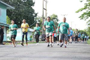 BIB: 
                            <button type="button" onclick="openModal(5233161)" class="btn btn-primary btn-sm float-right btn-popup" data-toggle="modal" data-target=".modal-high-quality">
                        <i class="fas fa-shopping-cart"></i> Add to Cart
                    </button>
                                            <button type="button" onclick="isThisMe(5233161, true)" class="btn btn-success btn-sm float-right btn-popup btn-isme hidden" data-toggle="tooltip" data-placement="bottom" title="นี่คือรูปของคุณใช่ไหม คลิกที่นี่เพื่อเอาเข้าอัลบั้ม">
                        <i class="fas fa-plus"></i> Add to album
                    </button>
                    <button type="button" onclick="isThisMe(5233161, false)" class="btn btn-warning btn-sm float-right btn-popup btn-isnotme hidden">
                        <i class="fas fa-ban"></i> Remove from album
                    </button>