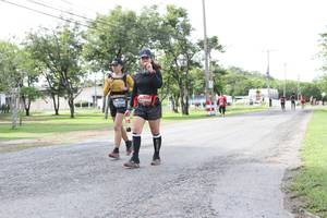 BIB: 
                            <button type="button" onclick="openModal(5238194)" class="btn btn-primary btn-sm float-right btn-popup" data-toggle="modal" data-target=".modal-high-quality">
                        <i class="fas fa-shopping-cart"></i> Add to Cart
                    </button>
                                            <button type="button" onclick="isThisMe(5238194, true)" class="btn btn-success btn-sm float-right btn-popup btn-isme hidden" data-toggle="tooltip" data-placement="bottom" title="นี่คือรูปของคุณใช่ไหม คลิกที่นี่เพื่อเอาเข้าอัลบั้ม">
                        <i class="fas fa-plus"></i> Add to album
                    </button>
                    <button type="button" onclick="isThisMe(5238194, false)" class="btn btn-warning btn-sm float-right btn-popup btn-isnotme hidden">
                        <i class="fas fa-ban"></i> Remove from album
                    </button>