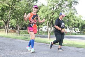BIB: 0329
                            <button type="button" onclick="openModal(5236259)" class="btn btn-primary btn-sm float-right btn-popup" data-toggle="modal" data-target=".modal-high-quality">
                        <i class="fas fa-shopping-cart"></i> Add to Cart
                    </button>
                                            <button type="button" onclick="isThisMe(5236259, true)" class="btn btn-success btn-sm float-right btn-popup btn-isme hidden" data-toggle="tooltip" data-placement="bottom" title="นี่คือรูปของคุณใช่ไหม คลิกที่นี่เพื่อเอาเข้าอัลบั้ม">
                        <i class="fas fa-plus"></i> Add to album
                    </button>
                    <button type="button" onclick="isThisMe(5236259, false)" class="btn btn-warning btn-sm float-right btn-popup btn-isnotme hidden">
                        <i class="fas fa-ban"></i> Remove from album
                    </button>