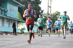 BIB: 0049, 650
                            <button type="button" onclick="openModal(5232612)" class="btn btn-primary btn-sm float-right btn-popup" data-toggle="modal" data-target=".modal-high-quality">
                        <i class="fas fa-shopping-cart"></i> Add to Cart
                    </button>
                                            <button type="button" onclick="isThisMe(5232612, true)" class="btn btn-success btn-sm float-right btn-popup btn-isme hidden" data-toggle="tooltip" data-placement="bottom" title="นี่คือรูปของคุณใช่ไหม คลิกที่นี่เพื่อเอาเข้าอัลบั้ม">
                        <i class="fas fa-plus"></i> Add to album
                    </button>
                    <button type="button" onclick="isThisMe(5232612, false)" class="btn btn-warning btn-sm float-right btn-popup btn-isnotme hidden">
                        <i class="fas fa-ban"></i> Remove from album
                    </button>