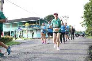 BIB: 265
                            <button type="button" onclick="openModal(5232905)" class="btn btn-primary btn-sm float-right btn-popup" data-toggle="modal" data-target=".modal-high-quality">
                        <i class="fas fa-shopping-cart"></i> Add to Cart
                    </button>
                                            <button type="button" onclick="isThisMe(5232905, true)" class="btn btn-success btn-sm float-right btn-popup btn-isme hidden" data-toggle="tooltip" data-placement="bottom" title="นี่คือรูปของคุณใช่ไหม คลิกที่นี่เพื่อเอาเข้าอัลบั้ม">
                        <i class="fas fa-plus"></i> Add to album
                    </button>
                    <button type="button" onclick="isThisMe(5232905, false)" class="btn btn-warning btn-sm float-right btn-popup btn-isnotme hidden">
                        <i class="fas fa-ban"></i> Remove from album
                    </button>