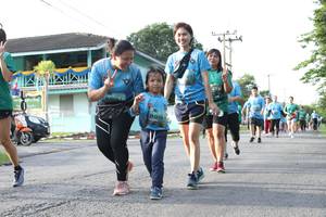 BIB: 673
                            <button type="button" onclick="openModal(5233184)" class="btn btn-primary btn-sm float-right btn-popup" data-toggle="modal" data-target=".modal-high-quality">
                        <i class="fas fa-shopping-cart"></i> Add to Cart
                    </button>
                                            <button type="button" onclick="isThisMe(5233184, true)" class="btn btn-success btn-sm float-right btn-popup btn-isme hidden" data-toggle="tooltip" data-placement="bottom" title="นี่คือรูปของคุณใช่ไหม คลิกที่นี่เพื่อเอาเข้าอัลบั้ม">
                        <i class="fas fa-plus"></i> Add to album
                    </button>
                    <button type="button" onclick="isThisMe(5233184, false)" class="btn btn-warning btn-sm float-right btn-popup btn-isnotme hidden">
                        <i class="fas fa-ban"></i> Remove from album
                    </button>