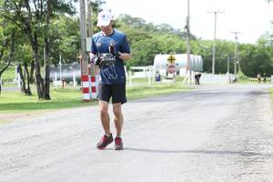 BIB: 1104
                            <button type="button" onclick="openModal(5239269)" class="btn btn-primary btn-sm float-right btn-popup" data-toggle="modal" data-target=".modal-high-quality">
                        <i class="fas fa-shopping-cart"></i> Add to Cart
                    </button>
                                            <button type="button" onclick="isThisMe(5239269, true)" class="btn btn-success btn-sm float-right btn-popup btn-isme hidden" data-toggle="tooltip" data-placement="bottom" title="นี่คือรูปของคุณใช่ไหม คลิกที่นี่เพื่อเอาเข้าอัลบั้ม">
                        <i class="fas fa-plus"></i> Add to album
                    </button>
                    <button type="button" onclick="isThisMe(5239269, false)" class="btn btn-warning btn-sm float-right btn-popup btn-isnotme hidden">
                        <i class="fas fa-ban"></i> Remove from album
                    </button>