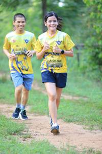 BIB: 1173, 0184
                            <button type="button" onclick="openModal(5067099)" class="btn btn-primary btn-sm float-right btn-popup" data-toggle="modal" data-target=".modal-high-quality">
                        <i class="fas fa-shopping-cart"></i> Add to Cart
                    </button>
                                            <button type="button" onclick="isThisMe(5067099, true)" class="btn btn-success btn-sm float-right btn-popup btn-isme hidden" data-toggle="tooltip" data-placement="bottom" title="นี่คือรูปของคุณใช่ไหม คลิกที่นี่เพื่อเอาเข้าอัลบั้ม">
                        <i class="fas fa-plus"></i> Add to album
                    </button>
                    <button type="button" onclick="isThisMe(5067099, false)" class="btn btn-warning btn-sm float-right btn-popup btn-isnotme hidden">
                        <i class="fas fa-ban"></i> Remove from album
                    </button>