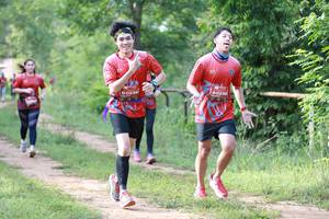 BIB: 0236, 0239
                            <button type="button" onclick="openModal(5078450)" class="btn btn-primary btn-sm float-right btn-popup" data-toggle="modal" data-target=".modal-high-quality">
                        <i class="fas fa-shopping-cart"></i> Add to Cart
                    </button>
                                            <button type="button" onclick="isThisMe(5078450, true)" class="btn btn-success btn-sm float-right btn-popup btn-isme hidden" data-toggle="tooltip" data-placement="bottom" title="นี่คือรูปของคุณใช่ไหม คลิกที่นี่เพื่อเอาเข้าอัลบั้ม">
                        <i class="fas fa-plus"></i> Add to album
                    </button>
                    <button type="button" onclick="isThisMe(5078450, false)" class="btn btn-warning btn-sm float-right btn-popup btn-isnotme hidden">
                        <i class="fas fa-ban"></i> Remove from album
                    </button>