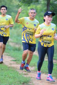 BIB: 9782, 0868, 0976
                            <button type="button" onclick="openModal(5061943)" class="btn btn-primary btn-sm float-right btn-popup" data-toggle="modal" data-target=".modal-high-quality">
                        <i class="fas fa-shopping-cart"></i> Add to Cart
                    </button>
                                            <button type="button" onclick="isThisMe(5061943, true)" class="btn btn-success btn-sm float-right btn-popup btn-isme hidden" data-toggle="tooltip" data-placement="bottom" title="นี่คือรูปของคุณใช่ไหม คลิกที่นี่เพื่อเอาเข้าอัลบั้ม">
                        <i class="fas fa-plus"></i> Add to album
                    </button>
                    <button type="button" onclick="isThisMe(5061943, false)" class="btn btn-warning btn-sm float-right btn-popup btn-isnotme hidden">
                        <i class="fas fa-ban"></i> Remove from album
                    </button>