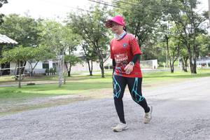 BIB: 0220
                            <button type="button" onclick="openModal(5238399)" class="btn btn-primary btn-sm float-right btn-popup" data-toggle="modal" data-target=".modal-high-quality">
                        <i class="fas fa-shopping-cart"></i> Add to Cart
                    </button>
                                            <button type="button" onclick="isThisMe(5238399, true)" class="btn btn-success btn-sm float-right btn-popup btn-isme hidden" data-toggle="tooltip" data-placement="bottom" title="นี่คือรูปของคุณใช่ไหม คลิกที่นี่เพื่อเอาเข้าอัลบั้ม">
                        <i class="fas fa-plus"></i> Add to album
                    </button>
                    <button type="button" onclick="isThisMe(5238399, false)" class="btn btn-warning btn-sm float-right btn-popup btn-isnotme hidden">
                        <i class="fas fa-ban"></i> Remove from album
                    </button>