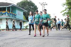 BIB: 
                            <button type="button" onclick="openModal(5233048)" class="btn btn-primary btn-sm float-right btn-popup" data-toggle="modal" data-target=".modal-high-quality">
                        <i class="fas fa-shopping-cart"></i> Add to Cart
                    </button>
                                            <button type="button" onclick="isThisMe(5233048, true)" class="btn btn-success btn-sm float-right btn-popup btn-isme hidden" data-toggle="tooltip" data-placement="bottom" title="นี่คือรูปของคุณใช่ไหม คลิกที่นี่เพื่อเอาเข้าอัลบั้ม">
                        <i class="fas fa-plus"></i> Add to album
                    </button>
                    <button type="button" onclick="isThisMe(5233048, false)" class="btn btn-warning btn-sm float-right btn-popup btn-isnotme hidden">
                        <i class="fas fa-ban"></i> Remove from album
                    </button>