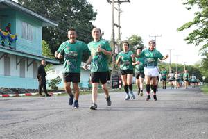 BIB: 129
                            <button type="button" onclick="openModal(5232005)" class="btn btn-primary btn-sm float-right btn-popup" data-toggle="modal" data-target=".modal-high-quality">
                        <i class="fas fa-shopping-cart"></i> Add to Cart
                    </button>
                                            <button type="button" onclick="isThisMe(5232005, true)" class="btn btn-success btn-sm float-right btn-popup btn-isme hidden" data-toggle="tooltip" data-placement="bottom" title="นี่คือรูปของคุณใช่ไหม คลิกที่นี่เพื่อเอาเข้าอัลบั้ม">
                        <i class="fas fa-plus"></i> Add to album
                    </button>
                    <button type="button" onclick="isThisMe(5232005, false)" class="btn btn-warning btn-sm float-right btn-popup btn-isnotme hidden">
                        <i class="fas fa-ban"></i> Remove from album
                    </button>