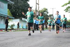 BIB: 6541
                            <button type="button" onclick="openModal(5232213)" class="btn btn-primary btn-sm float-right btn-popup" data-toggle="modal" data-target=".modal-high-quality">
                        <i class="fas fa-shopping-cart"></i> Add to Cart
                    </button>
                                            <button type="button" onclick="isThisMe(5232213, true)" class="btn btn-success btn-sm float-right btn-popup btn-isme hidden" data-toggle="tooltip" data-placement="bottom" title="นี่คือรูปของคุณใช่ไหม คลิกที่นี่เพื่อเอาเข้าอัลบั้ม">
                        <i class="fas fa-plus"></i> Add to album
                    </button>
                    <button type="button" onclick="isThisMe(5232213, false)" class="btn btn-warning btn-sm float-right btn-popup btn-isnotme hidden">
                        <i class="fas fa-ban"></i> Remove from album
                    </button>