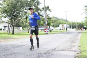 BIB: 0136
                            <button type="button" onclick="openModal(5238597)" class="btn btn-primary btn-sm float-right btn-popup" data-toggle="modal" data-target=".modal-high-quality">
                        <i class="fas fa-shopping-cart"></i> Add to Cart
                    </button>
                                            <button type="button" onclick="isThisMe(5238597, true)" class="btn btn-success btn-sm float-right btn-popup btn-isme hidden" data-toggle="tooltip" data-placement="bottom" title="นี่คือรูปของคุณใช่ไหม คลิกที่นี่เพื่อเอาเข้าอัลบั้ม">
                        <i class="fas fa-plus"></i> Add to album
                    </button>
                    <button type="button" onclick="isThisMe(5238597, false)" class="btn btn-warning btn-sm float-right btn-popup btn-isnotme hidden">
                        <i class="fas fa-ban"></i> Remove from album
                    </button>