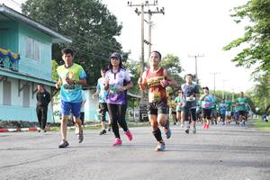 BIB: 
                            <button type="button" onclick="openModal(5233002)" class="btn btn-primary btn-sm float-right btn-popup" data-toggle="modal" data-target=".modal-high-quality">
                        <i class="fas fa-shopping-cart"></i> Add to Cart
                    </button>
                                            <button type="button" onclick="isThisMe(5233002, true)" class="btn btn-success btn-sm float-right btn-popup btn-isme hidden" data-toggle="tooltip" data-placement="bottom" title="นี่คือรูปของคุณใช่ไหม คลิกที่นี่เพื่อเอาเข้าอัลบั้ม">
                        <i class="fas fa-plus"></i> Add to album
                    </button>
                    <button type="button" onclick="isThisMe(5233002, false)" class="btn btn-warning btn-sm float-right btn-popup btn-isnotme hidden">
                        <i class="fas fa-ban"></i> Remove from album
                    </button>