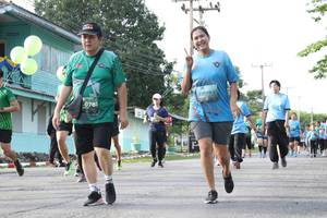 BIB: 078
                            <button type="button" onclick="openModal(5233284)" class="btn btn-primary btn-sm float-right btn-popup" data-toggle="modal" data-target=".modal-high-quality">
                        <i class="fas fa-shopping-cart"></i> Add to Cart
                    </button>
                                            <button type="button" onclick="isThisMe(5233284, true)" class="btn btn-success btn-sm float-right btn-popup btn-isme hidden" data-toggle="tooltip" data-placement="bottom" title="นี่คือรูปของคุณใช่ไหม คลิกที่นี่เพื่อเอาเข้าอัลบั้ม">
                        <i class="fas fa-plus"></i> Add to album
                    </button>
                    <button type="button" onclick="isThisMe(5233284, false)" class="btn btn-warning btn-sm float-right btn-popup btn-isnotme hidden">
                        <i class="fas fa-ban"></i> Remove from album
                    </button>