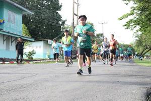 BIB: 0281
                            <button type="button" onclick="openModal(5233004)" class="btn btn-primary btn-sm float-right btn-popup" data-toggle="modal" data-target=".modal-high-quality">
                        <i class="fas fa-shopping-cart"></i> Add to Cart
                    </button>
                                            <button type="button" onclick="isThisMe(5233004, true)" class="btn btn-success btn-sm float-right btn-popup btn-isme hidden" data-toggle="tooltip" data-placement="bottom" title="นี่คือรูปของคุณใช่ไหม คลิกที่นี่เพื่อเอาเข้าอัลบั้ม">
                        <i class="fas fa-plus"></i> Add to album
                    </button>
                    <button type="button" onclick="isThisMe(5233004, false)" class="btn btn-warning btn-sm float-right btn-popup btn-isnotme hidden">
                        <i class="fas fa-ban"></i> Remove from album
                    </button>